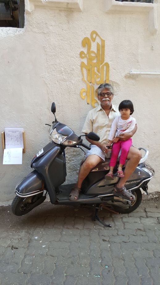 This Khotachiwadi emblem was produced by one of the workshop participants. The wall on which it hangs is now a busy selfie spot.
